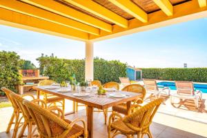 Villa Mediterraneum by Villa Plus