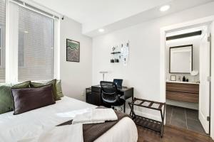 Central 3BR and 4BA with Game Room - Perfect for Groups