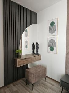 Luxury Penthouse with Private Jacuzzi & Sea View