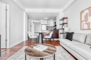 Kendall Sq 1BR w Concierge Gym nr MIT BOS-593