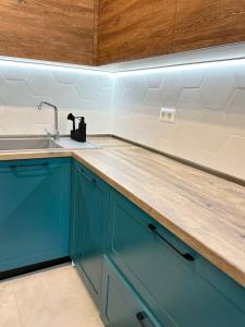 1 Bedroom Apartment ,Sea View, Pool & Free Parking