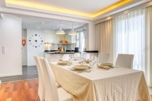 Baia Cliff View, a Home in Madeira