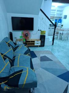 Townhouse near SM LIPA