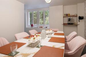 Hotels Renaissance Paris Nobel Tour Eiffel Hotel : photos des chambres