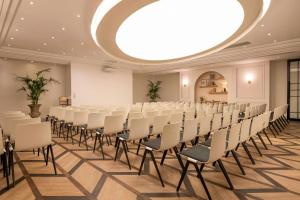 Hotels Renaissance Paris Nobel Tour Eiffel Hotel : photos des chambres