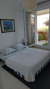 Belle chambre avec terrasse chez particulier