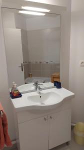 Maisons d'hotes Belle chambre avec terrasse : photos des chambres