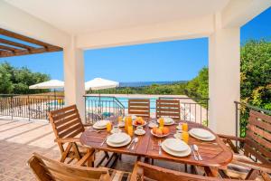 Villa Kismet by Villa Plus