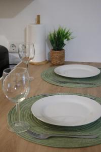 DUTTIS HOME - Stylisches Apartment, Stellplatz, Küche, Self Check-in