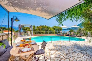 Villa Zogianna by Villa Plus