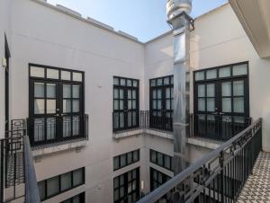Modern Lofts in Plaza De La Independencia