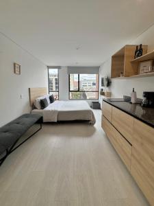 Estudio en el Corazón de Chapinero Vive Bogotá Como un Local