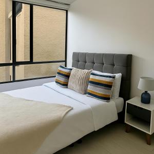 Estudio en el Corazón de Chapinero Vive Bogotá Como un Local