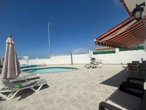 Villa Sueño Azul With a heated swimming pool