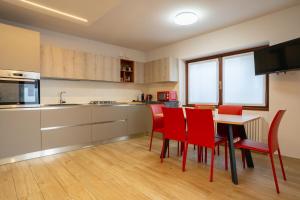 Lovely bright apartment in Barzio center