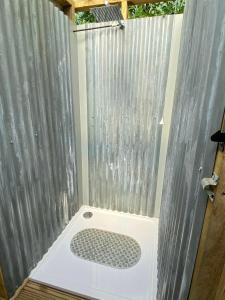 Hendre Glamping Retreat, The Rabbit Warren