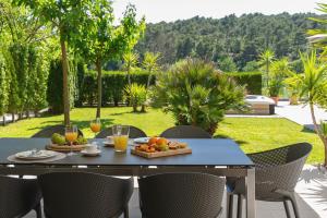 Villa Agava with heated pool, Jacuzzi, sauna, gym, 4 en-suite bedrooms