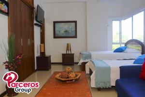 Edificio Mirador Del Laguito Por Parceros Group