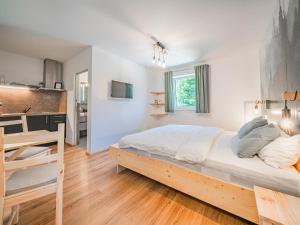 Tirola Bude Lisi Top 3