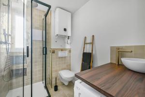 Magnifique appart rénové La Défense Paris Gare 2Pers