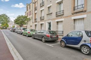 Appartements Magnifique appart renove La Defense Paris Gare 2Pers : Appartement