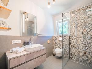 Tirola Bude Lisi Top 3