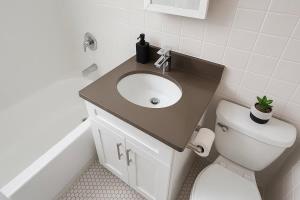 Trendy Studio in Vibrant Area - BS007