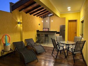 Piscina privativa - 300m da praia