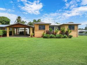 Coastal Bliss at Kinka Beach!