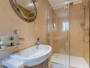 3 Bed in Westward Ho 65536