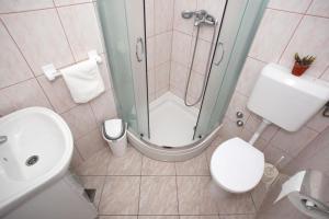 Apartments with parking space Nin, Zadar - 24385