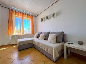 Apartments with parking space Silo, Krk - 18724