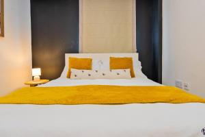 Canary Wharf Balcony & Waterfront 2-Bed, 2-Bath