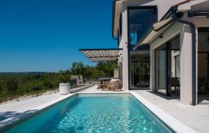 Beautiful Home In Trget
