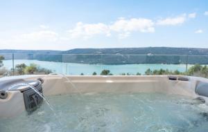 Beautiful Home In Trget