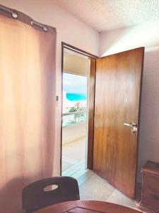 Despierta Frente a la Laguna