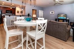 4108-1P Relax in this 1 BR Peaceful Haven