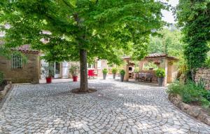 Maisons de vacances Amazing Home In Le Val : photos des chambres