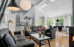 Cozy Home In Ringkøbing With Sauna