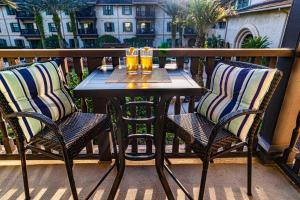 1 BR with amazing pool and courtyard views 5208