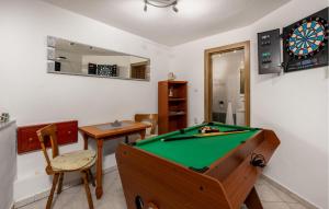 Cozy Home In Selce With Wifi