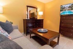 Luxurious-amazing Pool View from balcony 5216LP