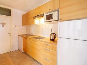 Lumbarda Resort Apartments - Superior One bedroom Apartment E6