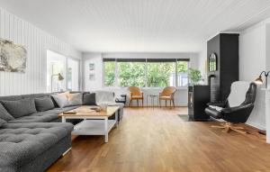 3 Bedroom Beautiful Home In Gilleleje
