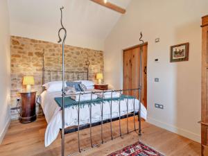 1 Bed in Beaminster 94405