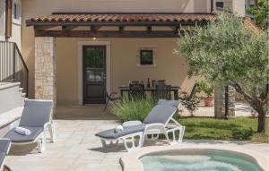 Gorgeous Home In Bale With Wifi