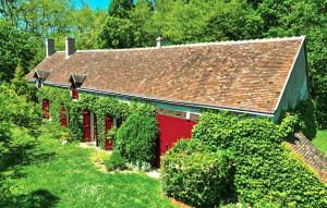 Maisons de vacances Nice Home In Selles-Sur-Cher With Wifi : photos des chambres
