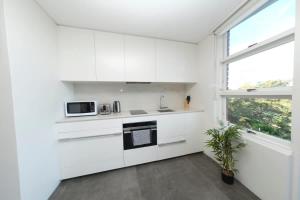 Spectacular Harbour Bridge Views from Lavender Bay