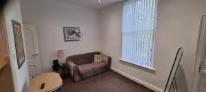 No 7 AT SANDRINGHAM - 1 BED NEAR SEFTON PARK AND LARK LANE