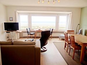 Apartment in Nieuwpoort with sea view